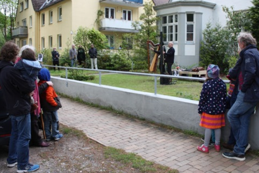 saxyarpa, 18:45, Gartenkonzert