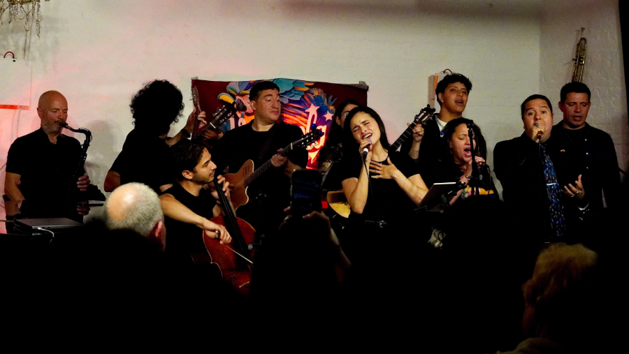 saxyarpa, Benefizkonzert für Venezuela, Alte Druckerei